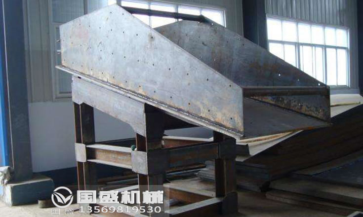 溜井振動(dòng)放礦機(jī) 溜井振動(dòng)放礦機(jī)
